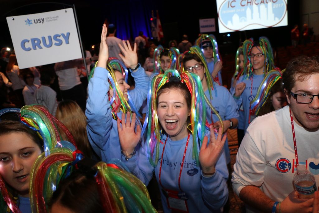 Jewish teens having fun at USY International Convention